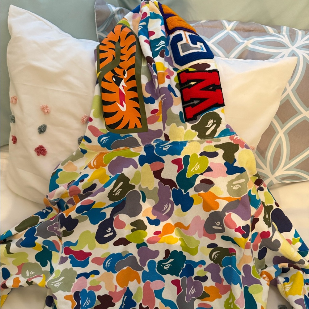 BAPE SHARK HOODIE MULTI-CAMO                        Size: XXL